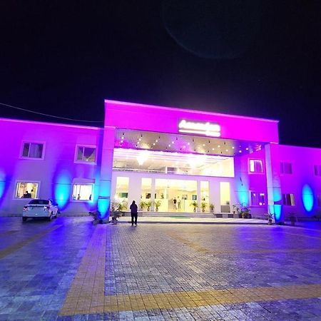 Aanandam Greens Hotel Sehore Bagian luar foto